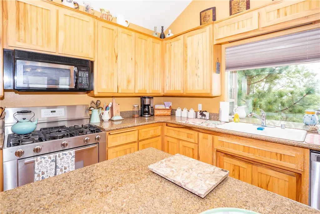 Additional image 20 of 28248 Arbon Lane, Lake Arrowhead, CA 92352