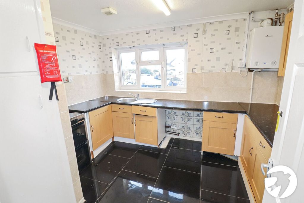 Additional image 10 of 2 bed maisonette for saleRipley Road, Belvedere DA17