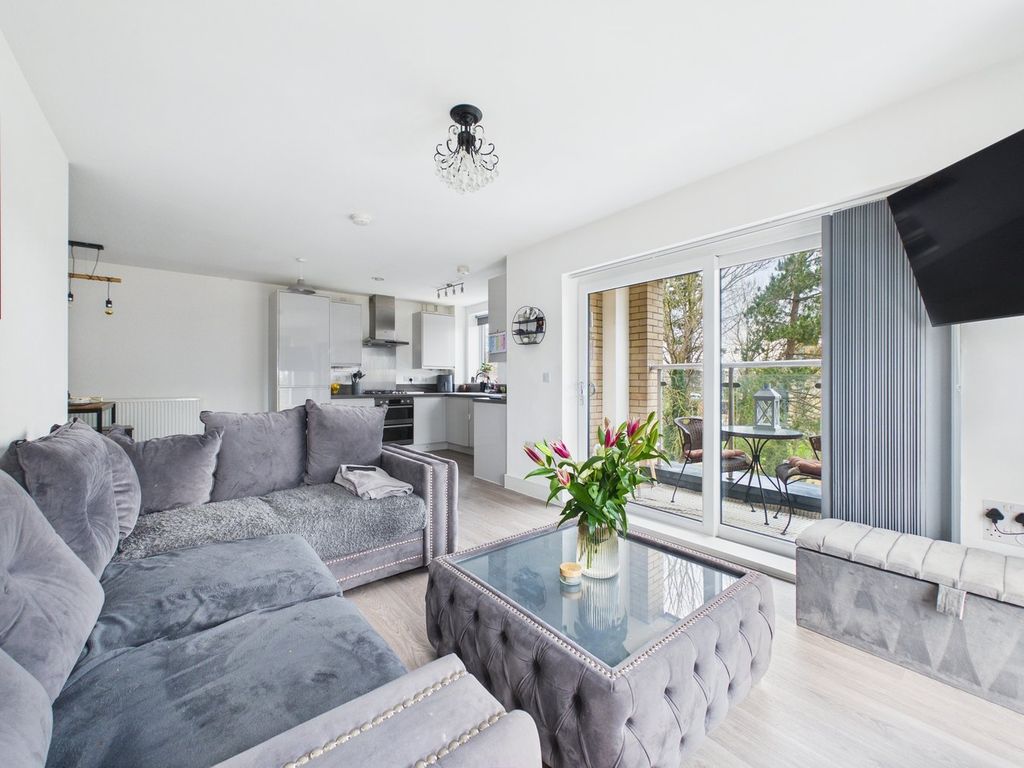 2 bed flat for saleBishop Path, Locking, Weston-Super-Mare BS24 photo 2