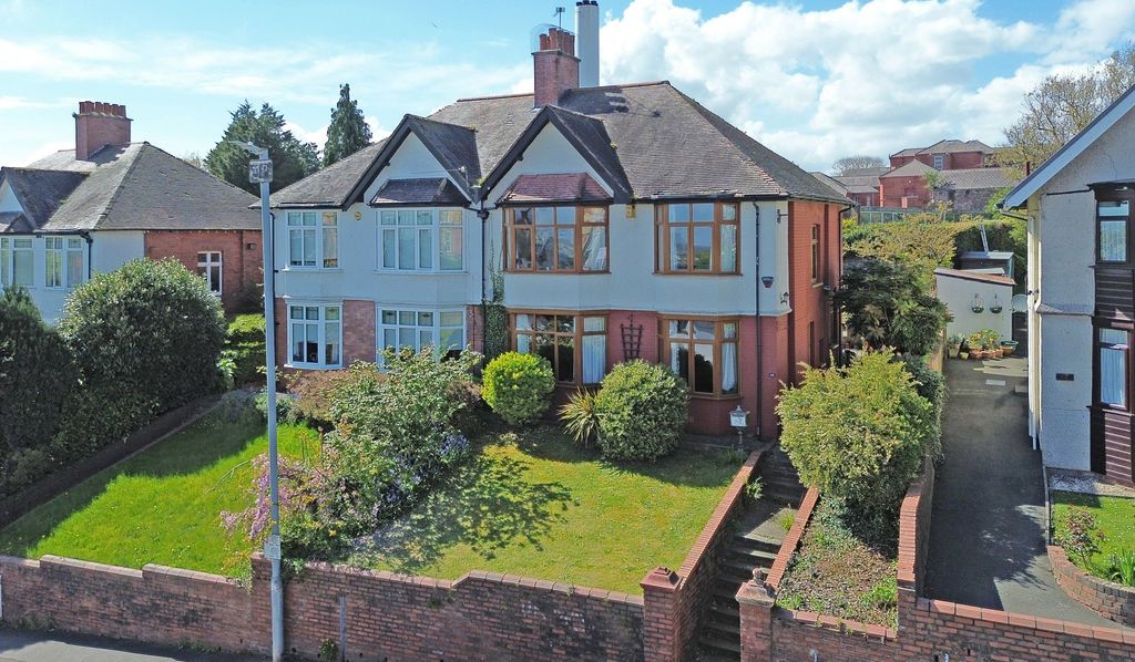 4 bed semi-detached house for saleFriars Road, Newport NP20