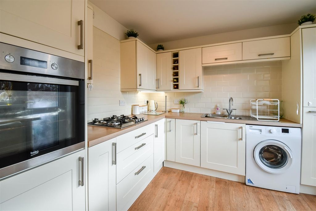Additional image 3 of 2 bed terraced house for saleEnfield Drive, Barry CF62