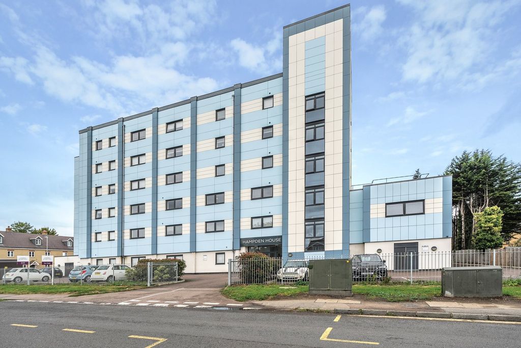 1 bed flat for saleHitchin Road, Arlesey SG15