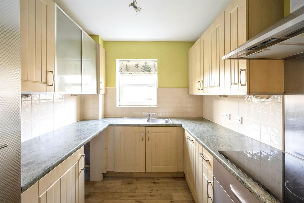 Additional image 6 of 3 bed flat for saleFewston Way, Lakeside, Doncaster DN4