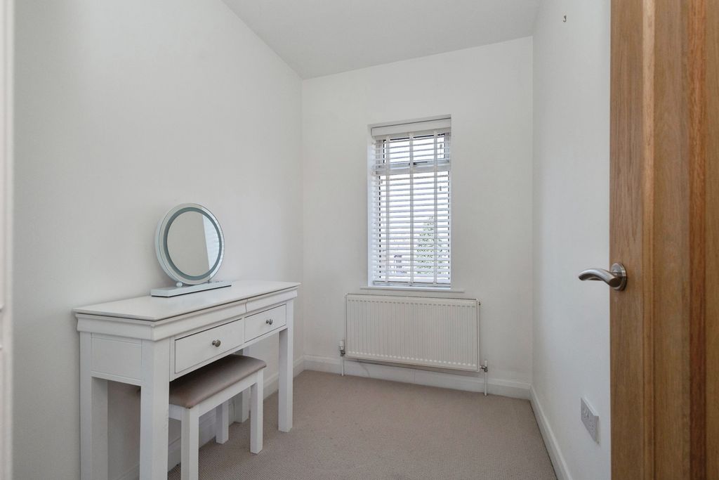 Additional image 18 of 4 bed semi-detached house for saleHarmol Grove, Ashton-Under-Lyne, Greater Manchester OL7
