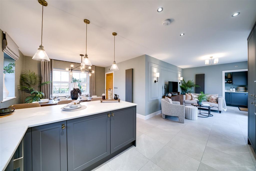 Additional image 3 of 4 bed detached house for saleOff Hospital Lane, Bedworth CV12