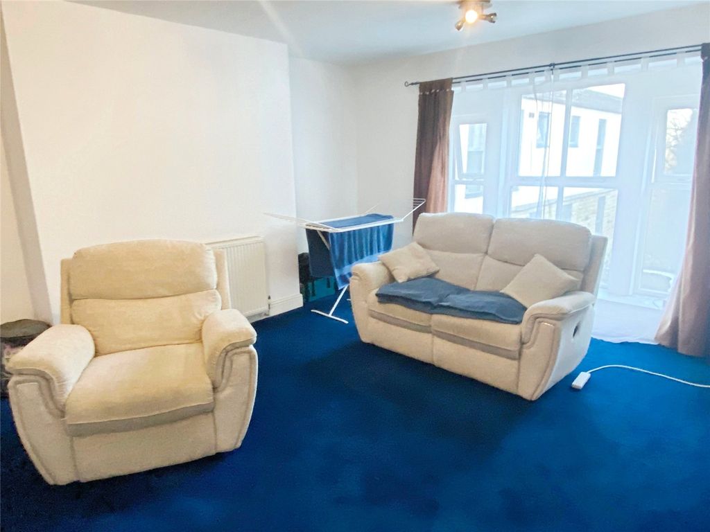 Additional image 2 of 1 bed flat for saleHalifax Road, Dewsbury WF13