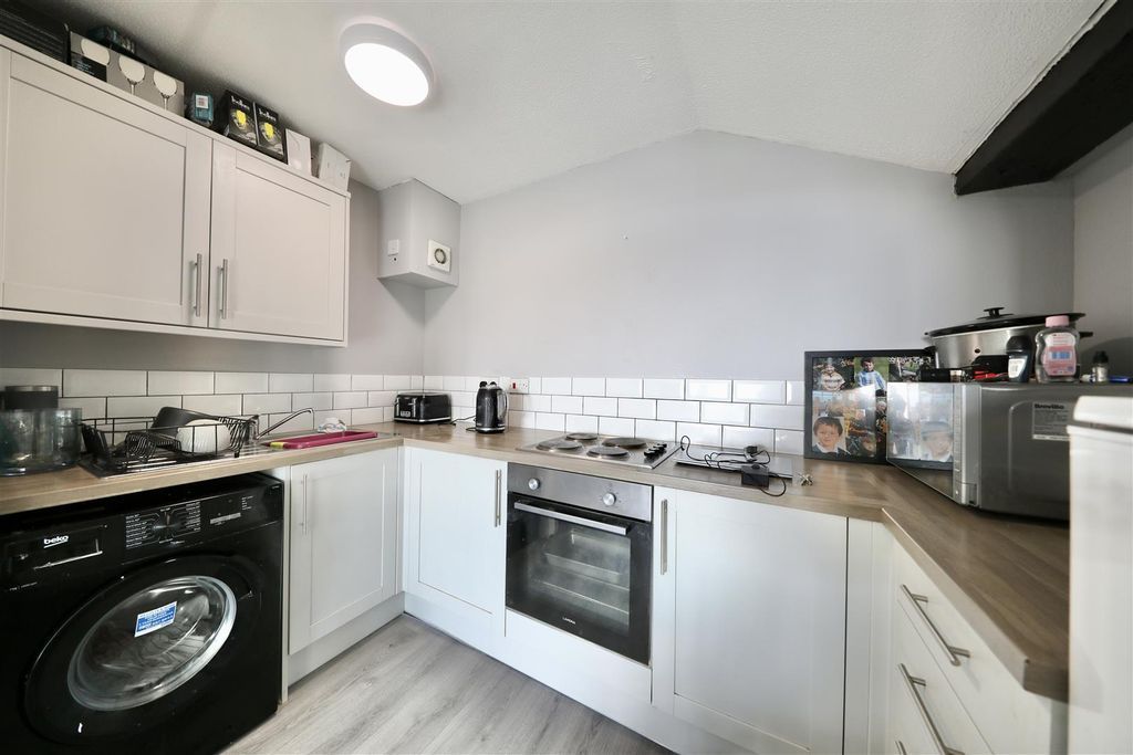 Additional image 6 of 1 bed flat for saleKingston Street, Hull HU1