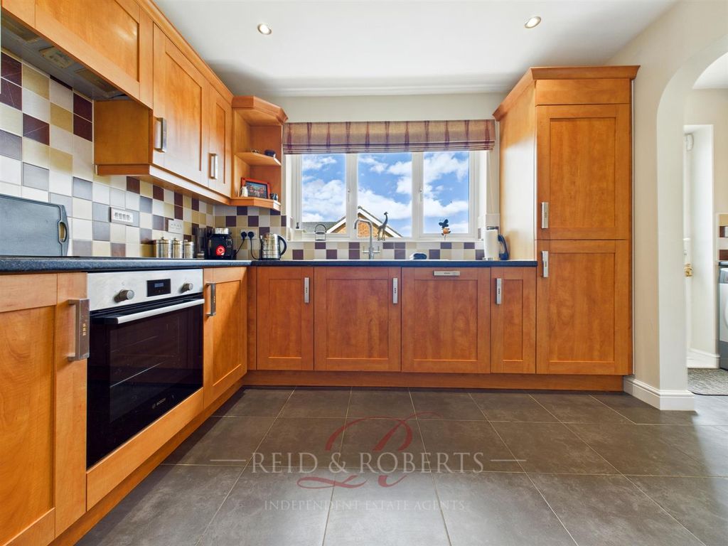 Additional image 7 of 4 bed detached house for saleYr Aber, Holywell CH8