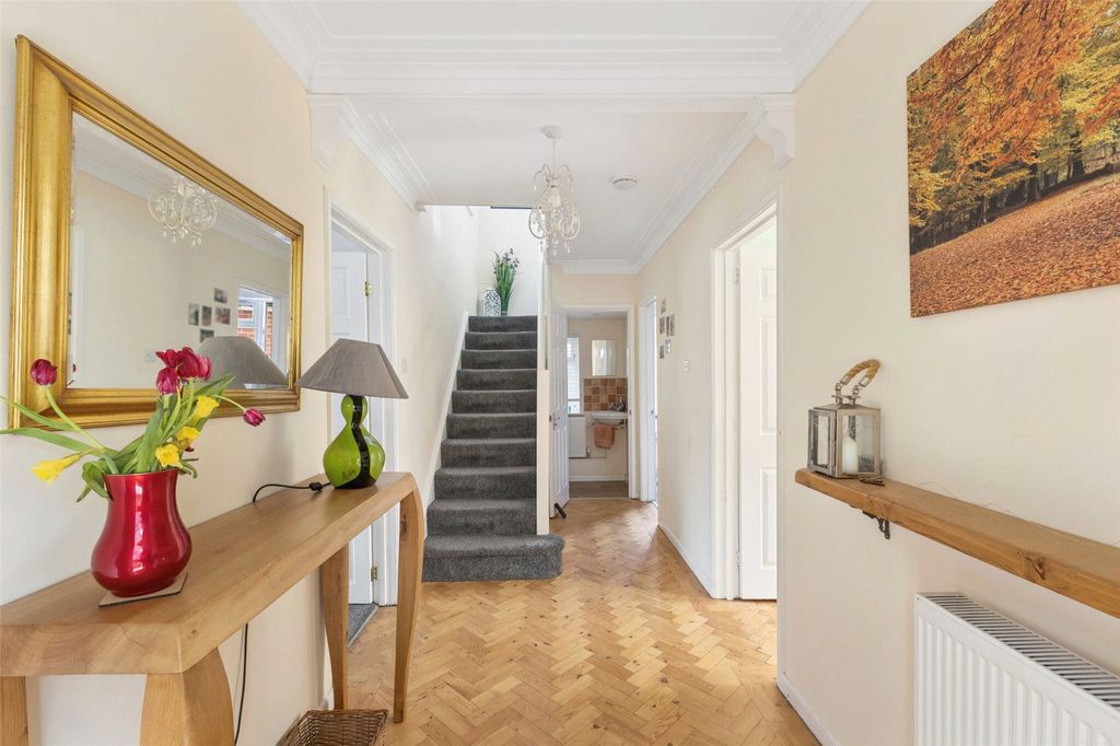 Additional image 10 of 3 bed detached house for saleChawton Park Road, Alton GU34