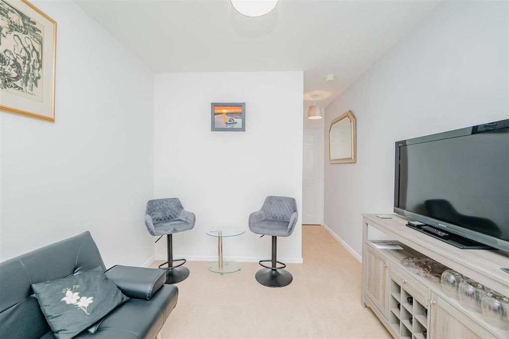 Additional image 30 of 5 bed detached house for saleSherbourne Close, Barry CF62