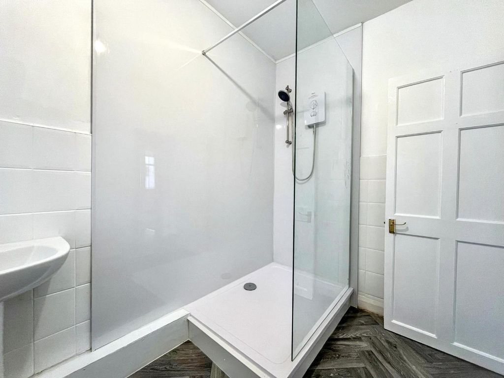 Additional image 8 of 2 bed flat for saleGround Floor Flat, Belmont Avenue, Wolviston Court, Billingham TS22