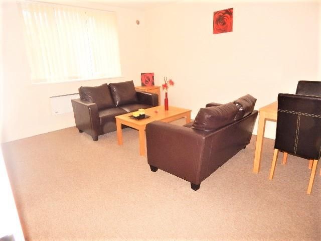 2 bed flat for saleLytton House, Middlesbrough TS4 photo 4
