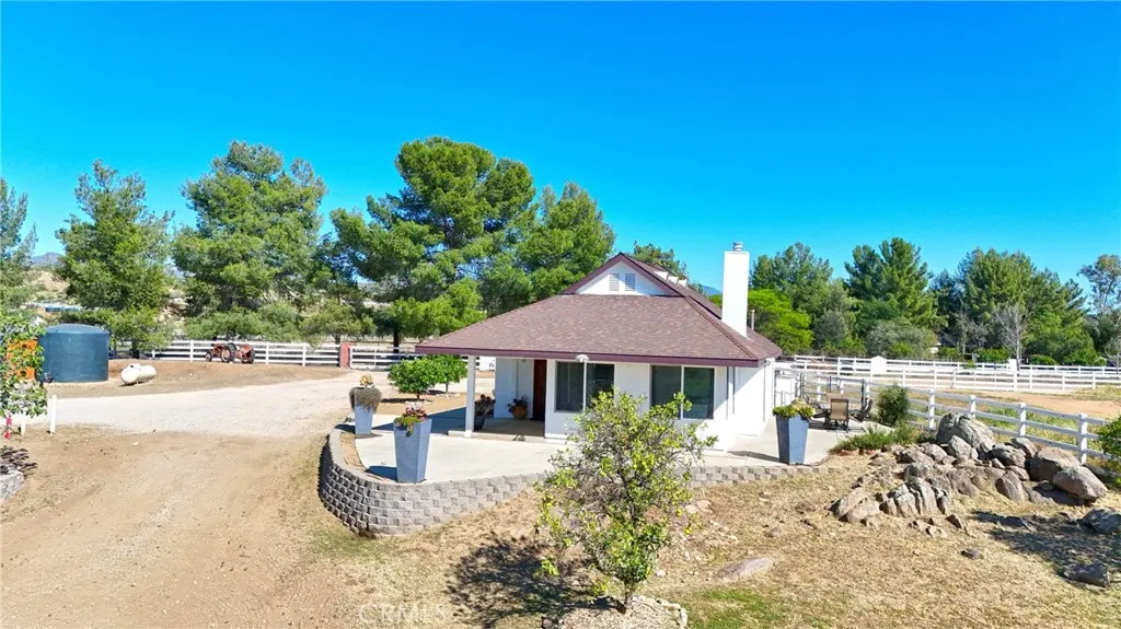 35389 Lynch Lane, Hemet, CA 92544
