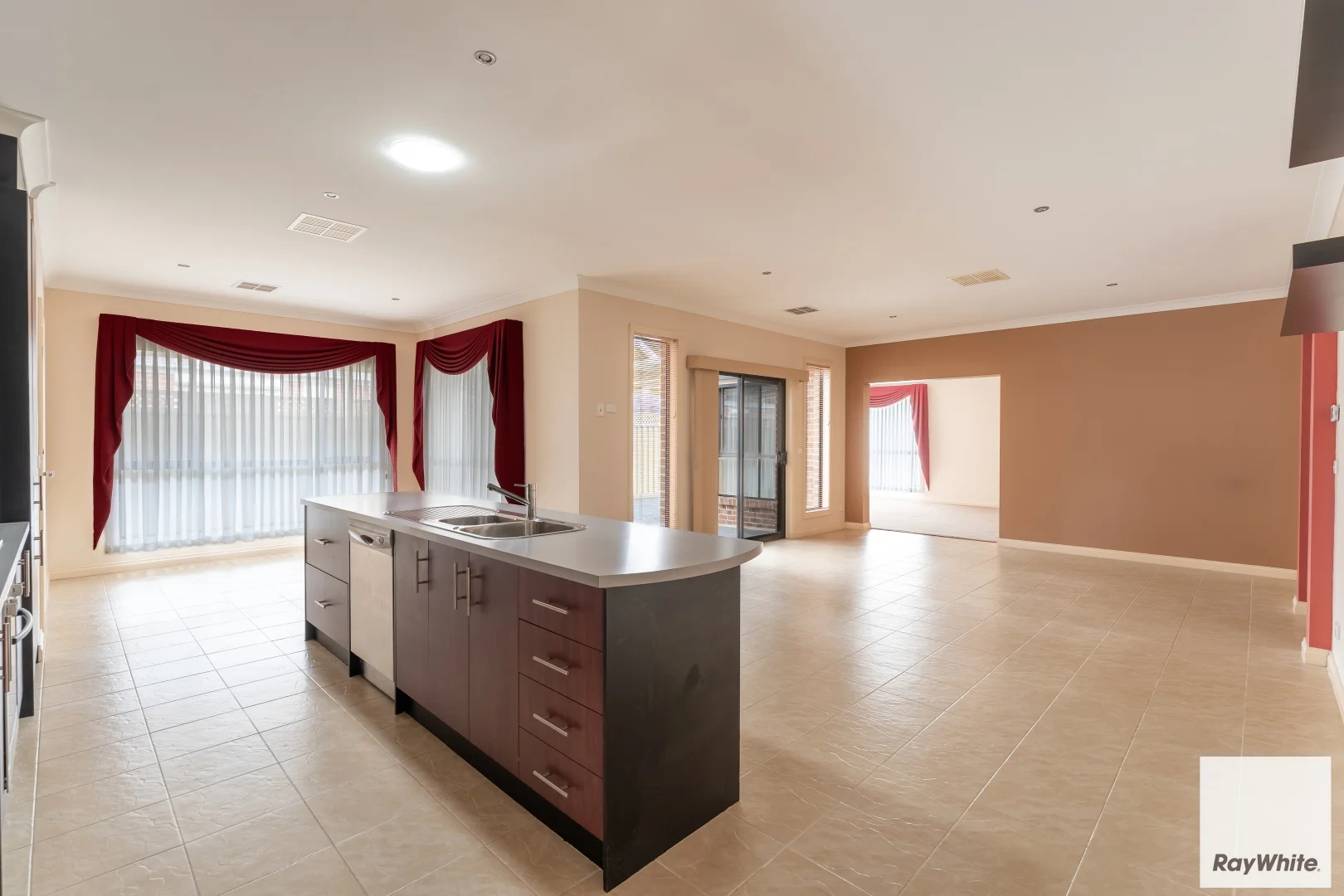 Additional image 8 of 6 Lobelia Grove, Cairnlea VIC 3023