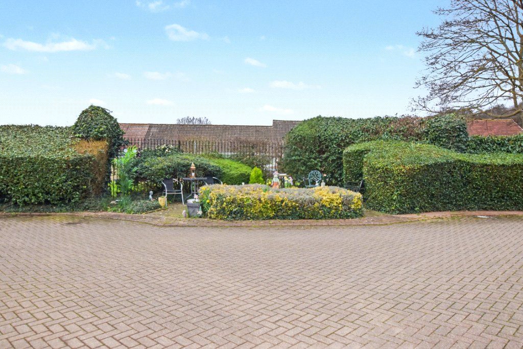 Additional image 14 of 2 bed flat for saleLangton Green, Leeds, West Yorkshire LS12
