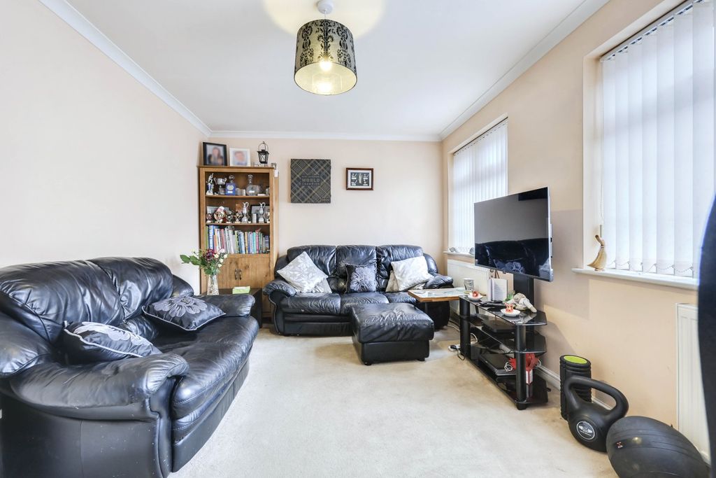 Additional image 7 of 4 bed detached house for saleGreen Hill Croft, Leeds, West Yorkshire LS12