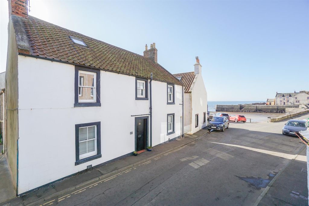 3 bed flat for saleCurlew Cottage, 25 Shore Street, Cellardyke KY10