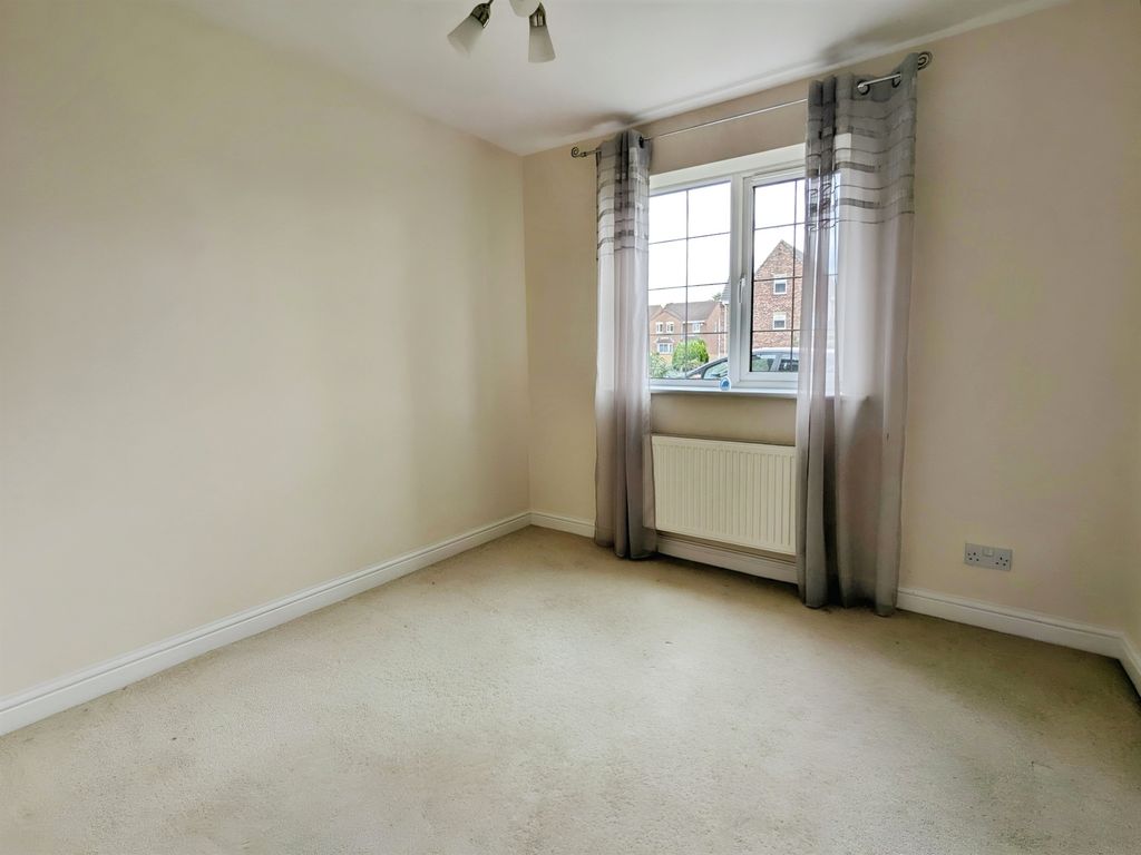 Additional image 10 of 2 bed flat for saleMill View Road, Beverley HU17