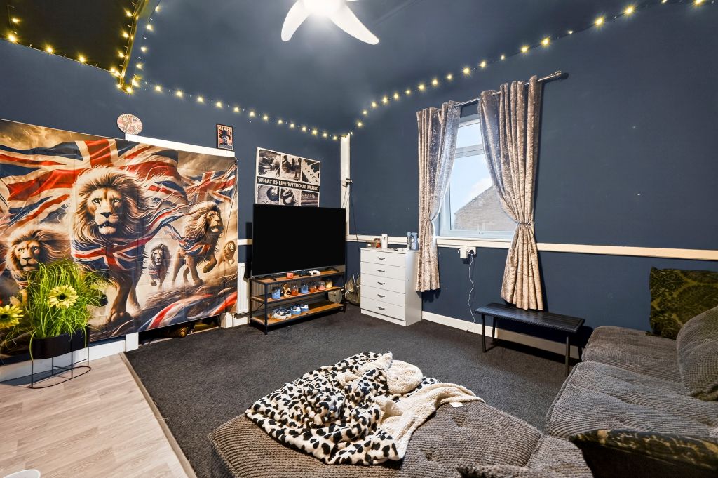 Additional image 5 of 9 bed semi-detached house for saleMain Street, Alfreton DE55
