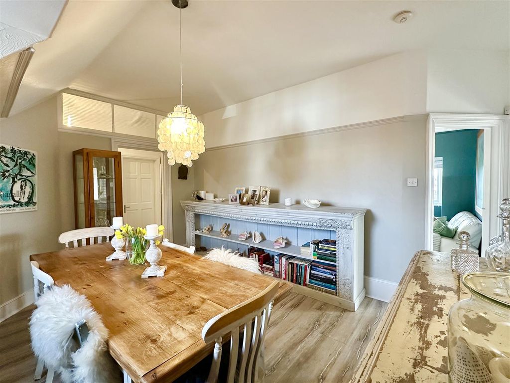 Additional image 2 of 3 bed flat for saleCantelupe Road, Bexhill-On-Sea TN40
