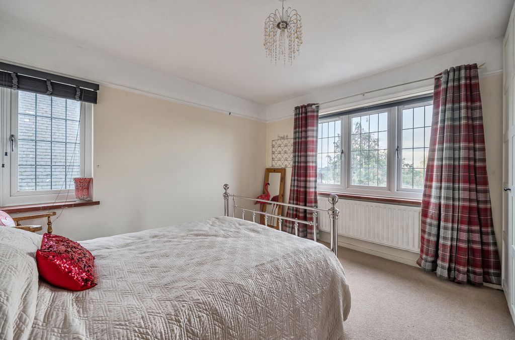 Additional image 16 of 4 bed detached house for saleBridge Road, Aldershot, Hampshire GU11