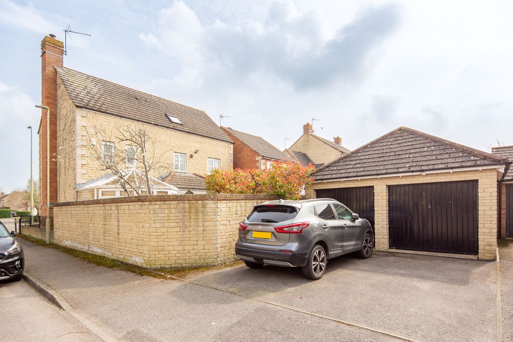Additional image 31 of 5 bed detached house for saleMallards Way, Bicester OX26