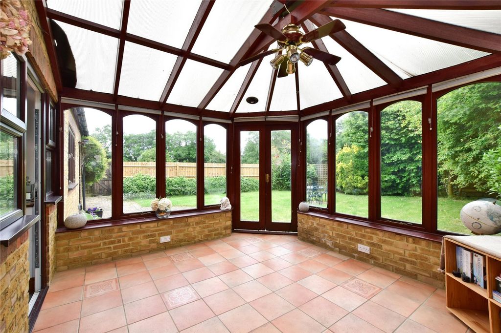 Additional image 14 of 4 bed semi-detached house for saleDairy Way, Abbots Langley WD5