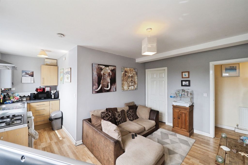 Additional image 3 of 2 bed flat for saleGregorys Way, Belper DE56