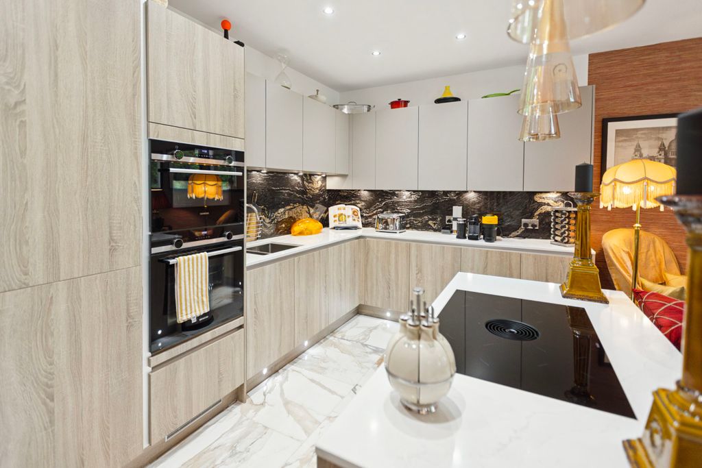 Additional image 8 of 3 bed flat for saleDalnair Castle, Croftamie, Glasgow G63