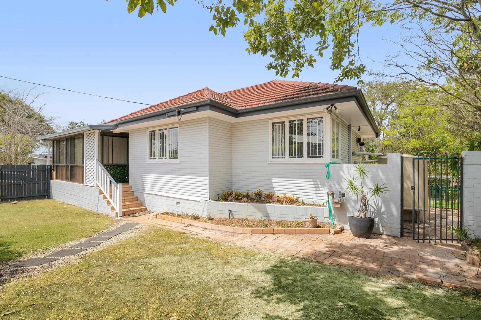 9 Chadwick Street, Tarragindi QLD 4121