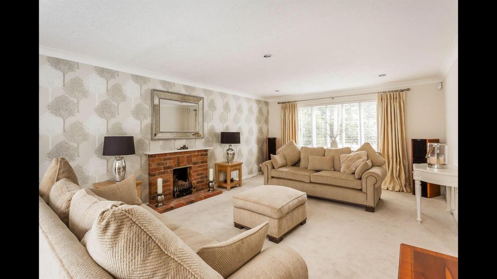 Additional image 2 of 4 bed detached house for saleHarriotts Lane, Ashtead KT21