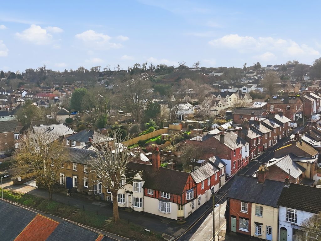 Additional image 3 of 4 bed end terrace house for saleHigh Street, Berkhamsted HP4