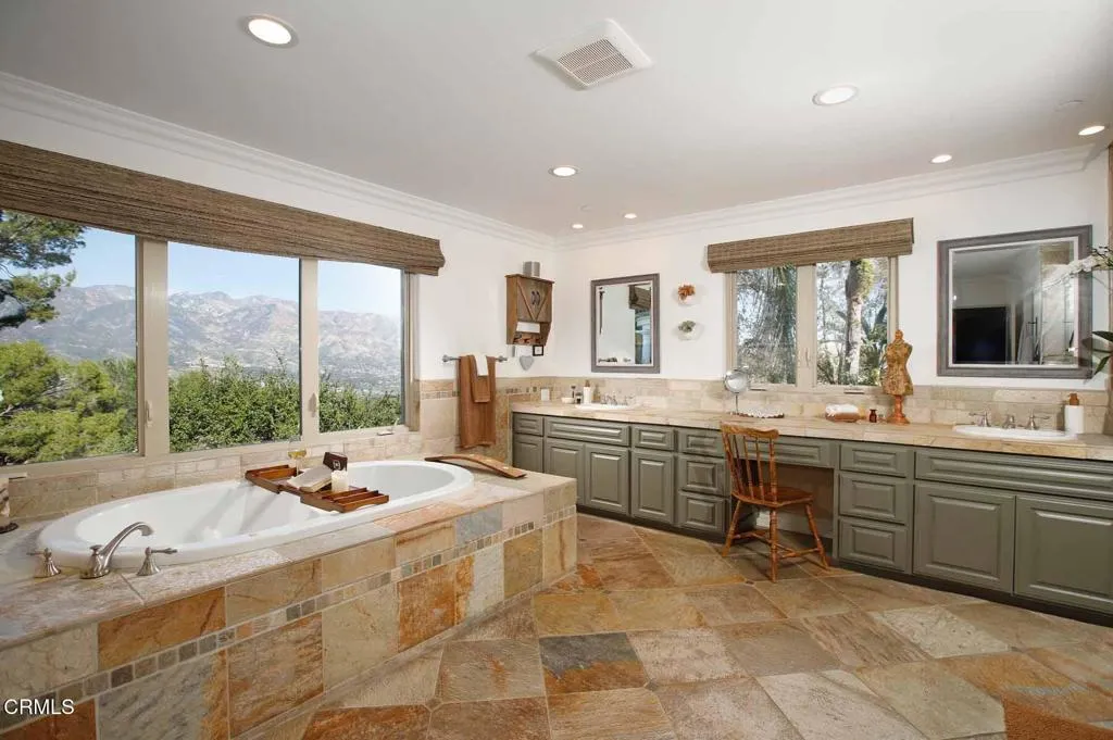 Additional image 36 of 1336 Sugar Loaf Drive, La Canada Flintridge, CA 91011