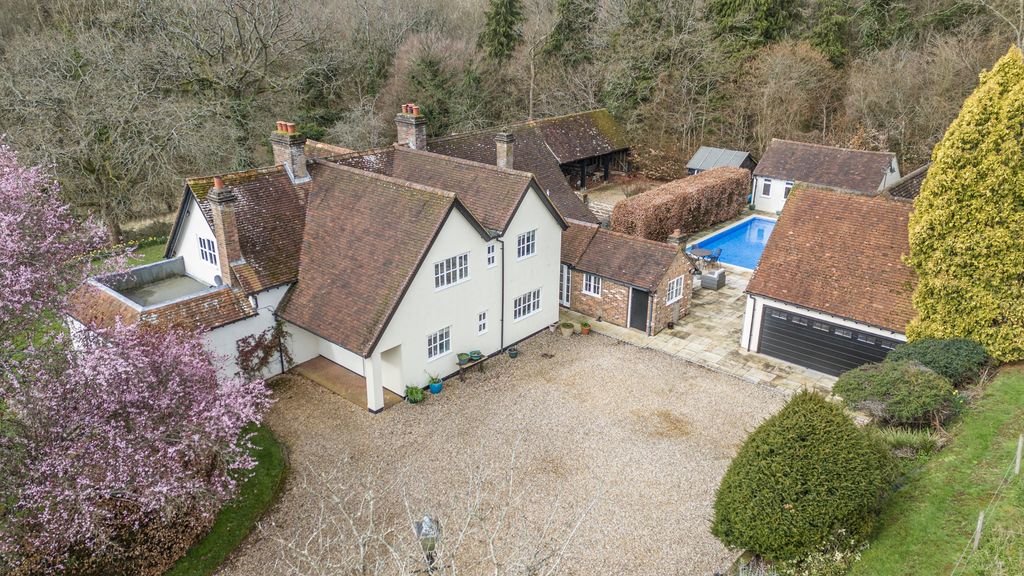 Additional image 19 of 5 bed detached house for saleChesham Road, Berkhamsted HP4