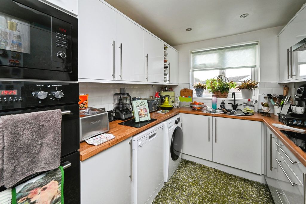 Additional image 8 of 1 bed flat for saleAsh Court, Alfreton DE55
