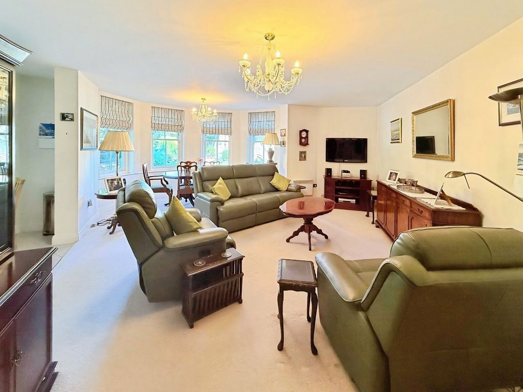 Additional image 3 of 2 bed flat for saleGroby Road, Altrincham WA14