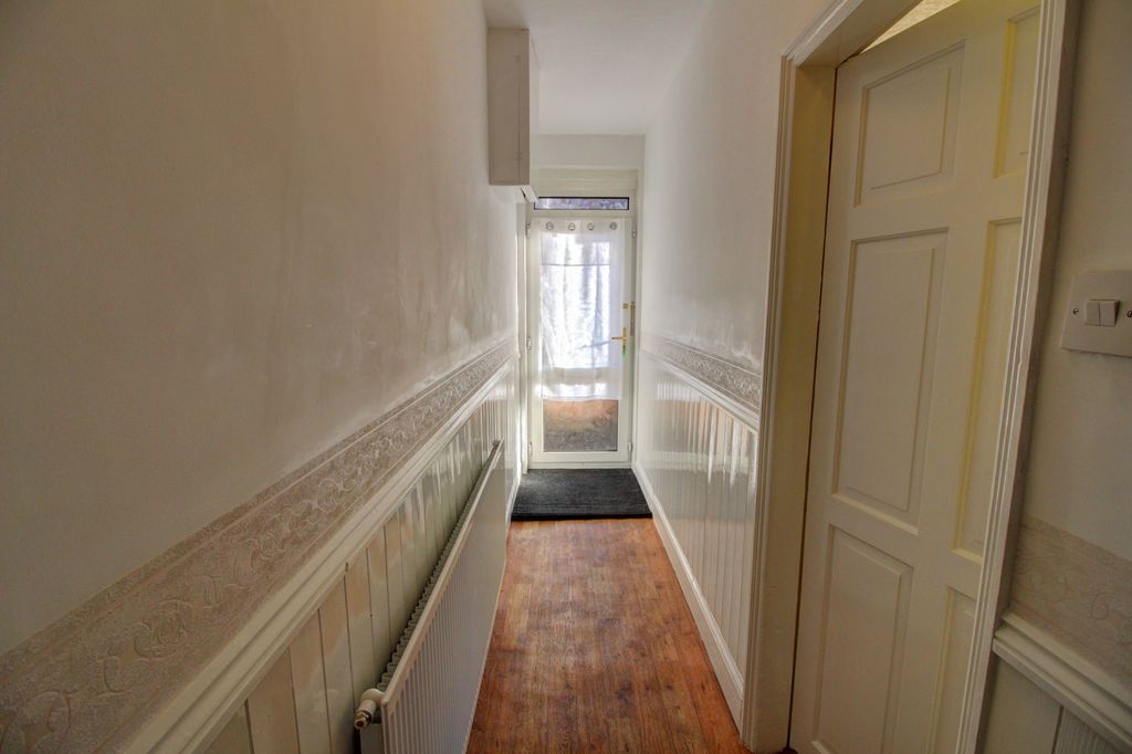 Additional image 2 of 3 bed semi-detached house for saleSilver Street, Barnetby DN38