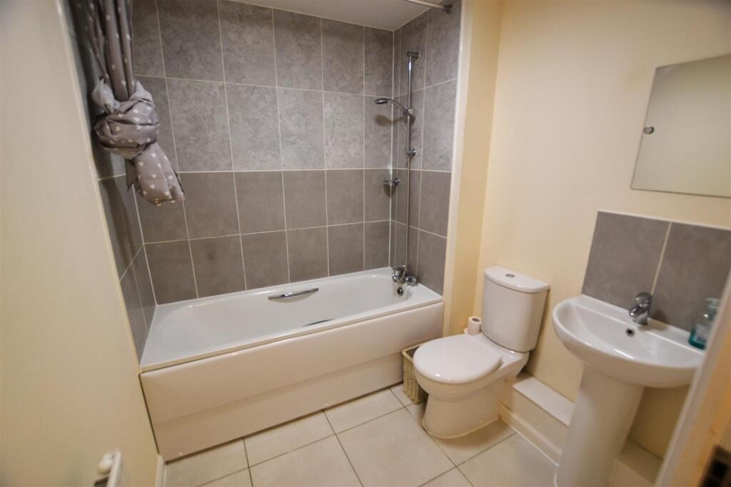 Additional image 4 of Sparrowhawk Place, Hatfield