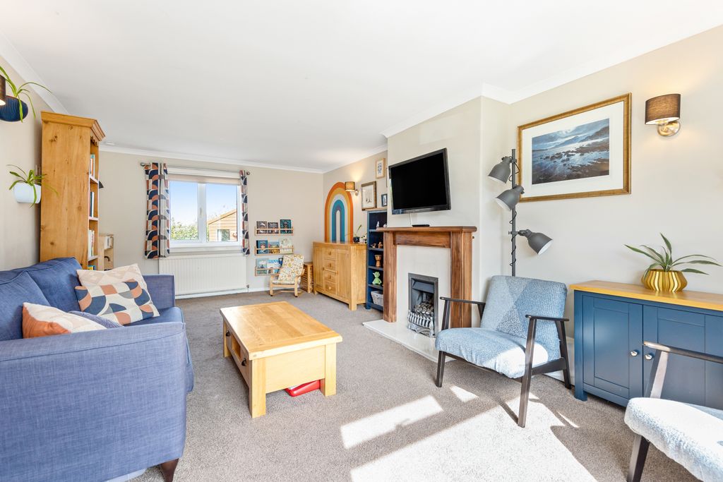 Additional image 3 of 3 bed semi-detached house for sale62 Dolphin Road, Currie EH14