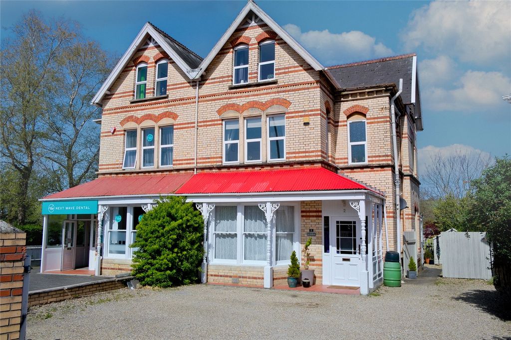 5 bed detached house for saleSunnymead, Landkey Road, Barnstaple EX32