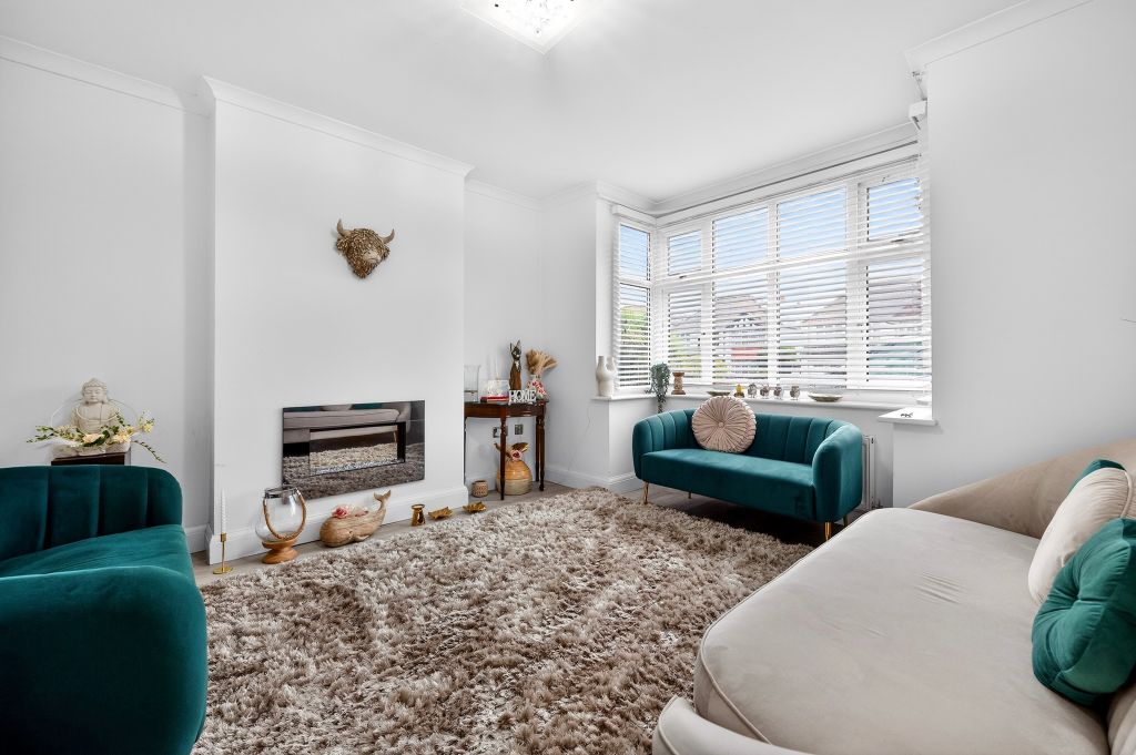 Additional image 5 of 5 bed detached bungalow for saleErith Road, Bexleyheath DA7