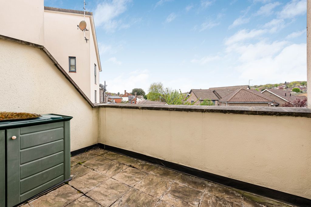 Additional image 10 of 2 bed flat for saleSheldon Way, Berkhamsted HP4