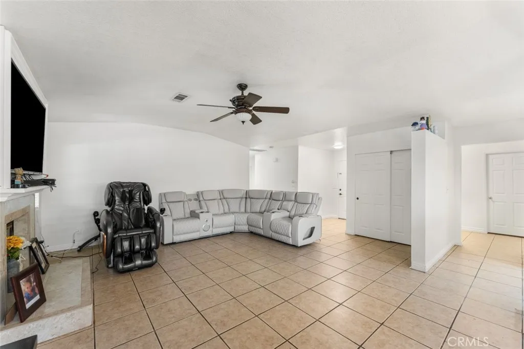 Additional image 9 of 2601 Dixie Street, Rosamond, CA 93560