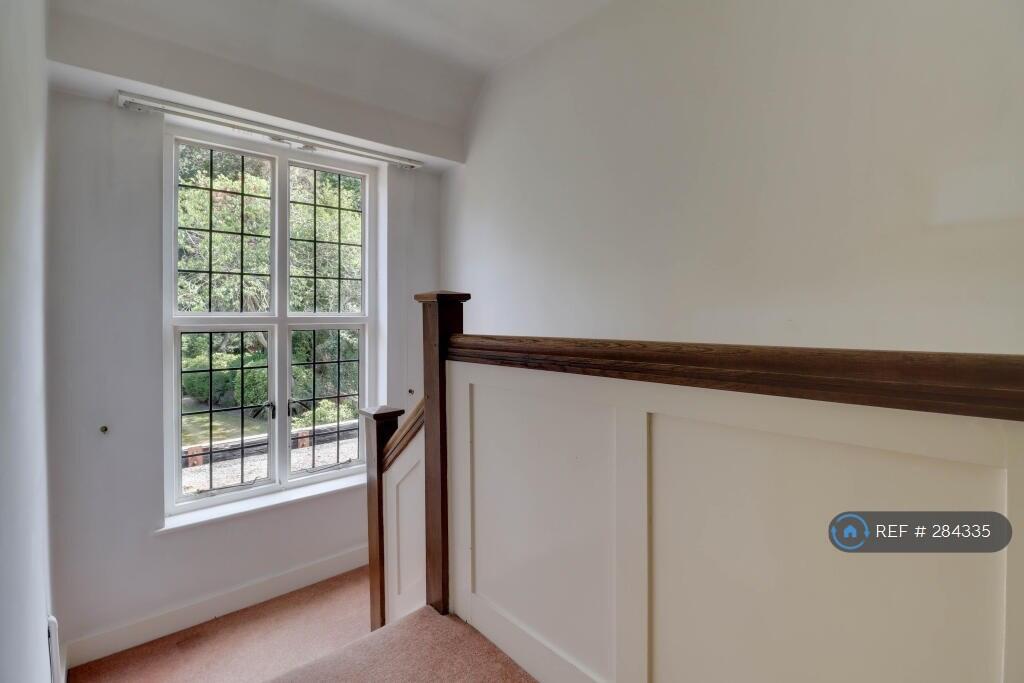 Additional image 12 of Southdown Road, Harpenden, AL5