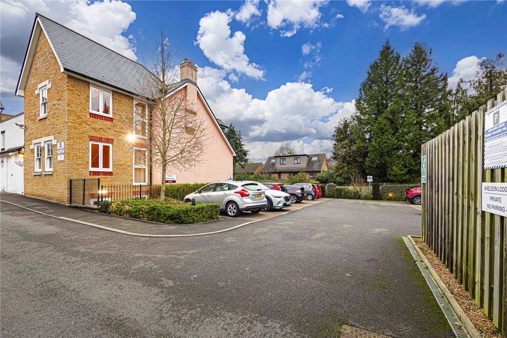 Additional image 15 of 2 bed flat for saleHigh Street, Berkhamsted, Hertfordshire HP4