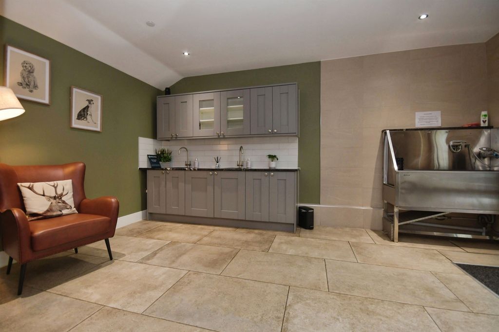 Additional image 5 of 2 bed flat for saleThe Dale, Stoney Middleton, Hope Valley S32