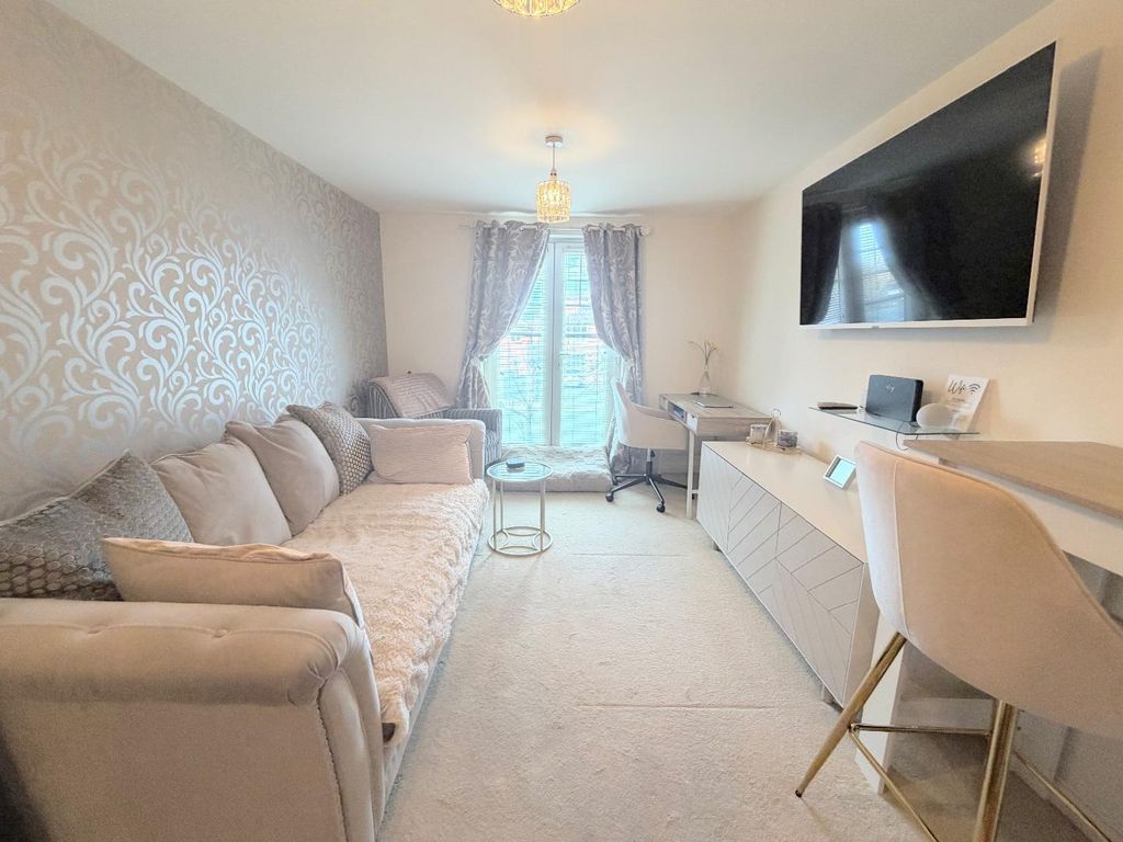 Additional image 3 of 2 bed flat for saleGreen Lane, Middlesbrough TS5