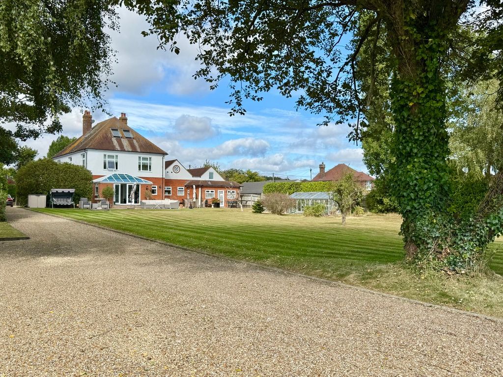 Additional image 29 of 7 bed detached house for salePotmans Lane, Bexhill On Sea TN39