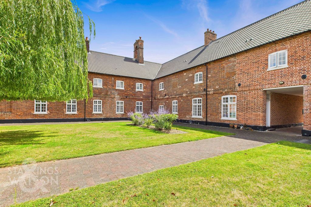 Additional image 2 of 1 bed flat for saleHeckingham Park Drive, Hales, Norwich NR14
