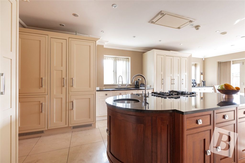 Additional image 12 of 5 bed detached house for saleSt. Marys Lane, Upminster RM14